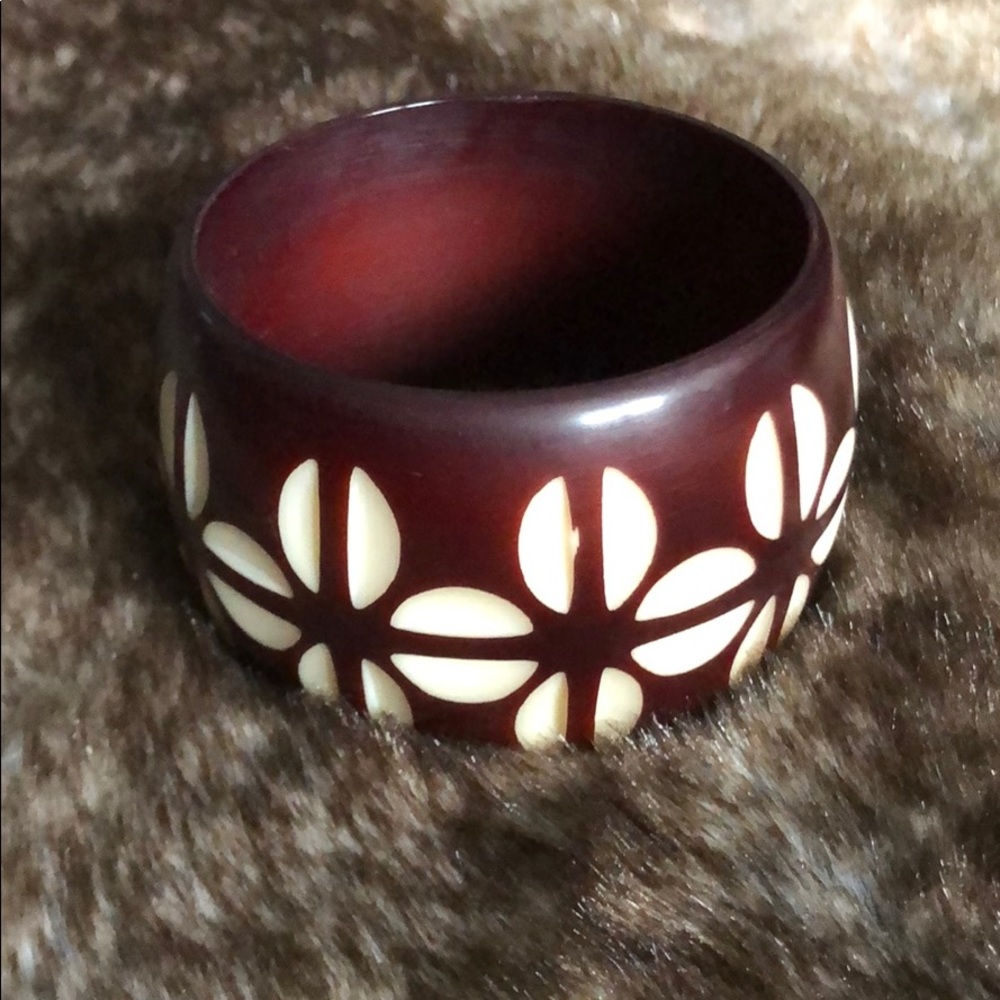 Enamel bracelet